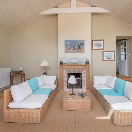 Familiale Pour 11 Personnes A 300m De La