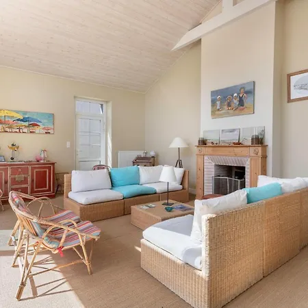 Familiale Pour 11 Personnes A 300m De La *