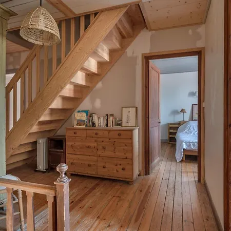 Familiale Pour 11 Personnes A 300m De La Préfailles