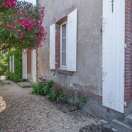 Familiale Pour 11 Personnes A 300m De La *