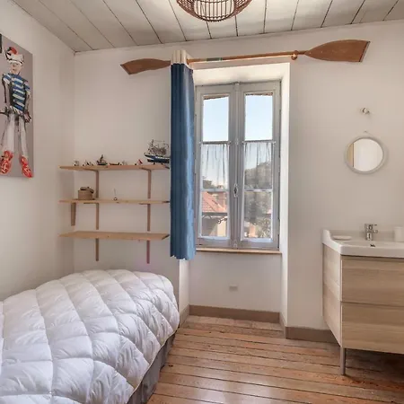 بيت للعطل Familiale Pour 11 Personnes A 300m De La *