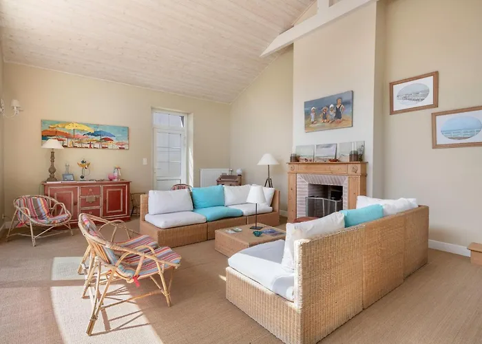 Familiale Pour 11 Personnes à 300m De La *